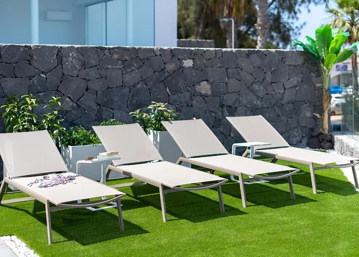 Estandar 3 - Casangular By Upper أذيخي